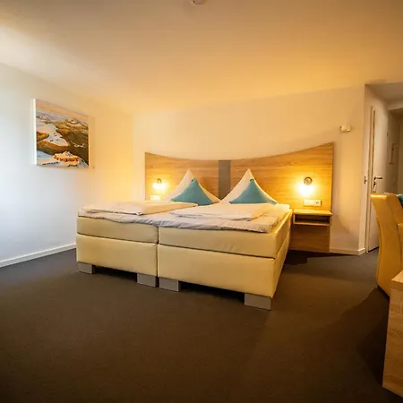 Hotel Peterchens Mondfahrt - Wasserkuppe Gersfeld
